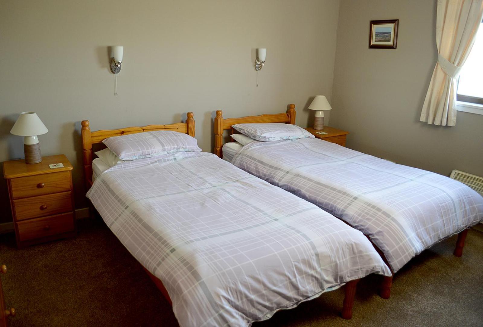 Bachylis Self Catering Villa Kirkwall Exterior photo